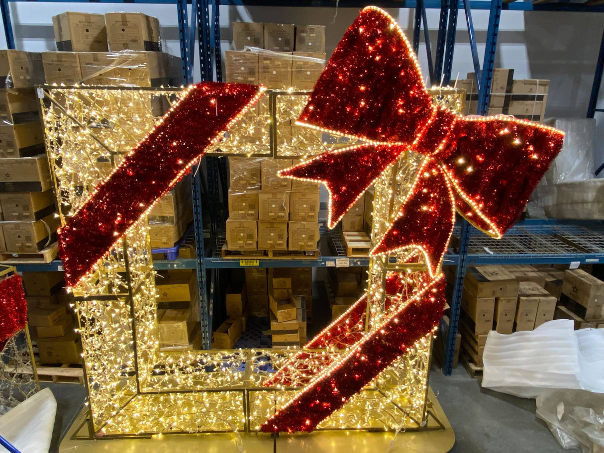 Selfie Station Sculpture