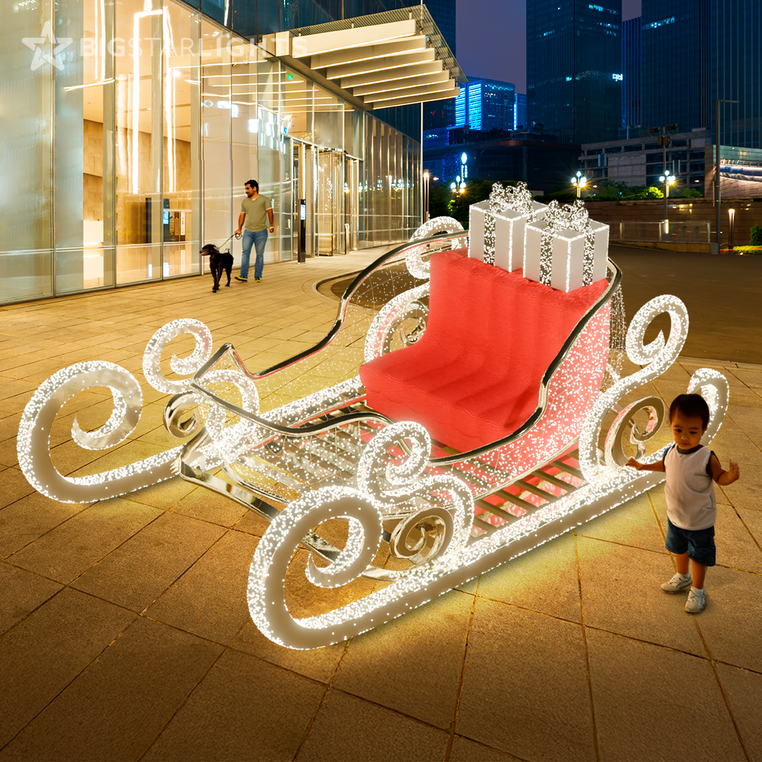 Santa’s Sleigh Sculpture